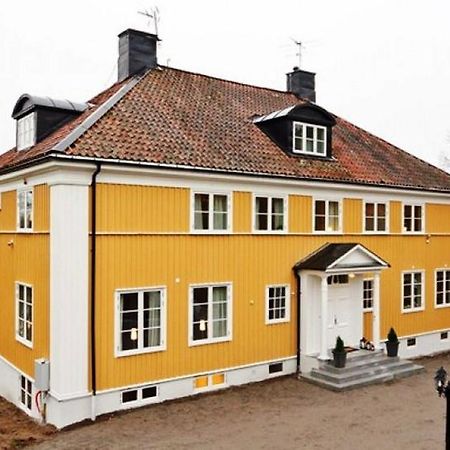 Villa Harriet Fittja エクステリア 写真