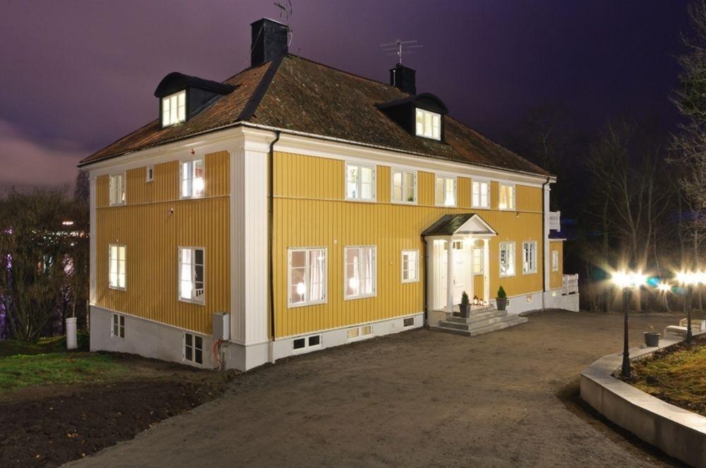 Villa Harriet Fittja エクステリア 写真