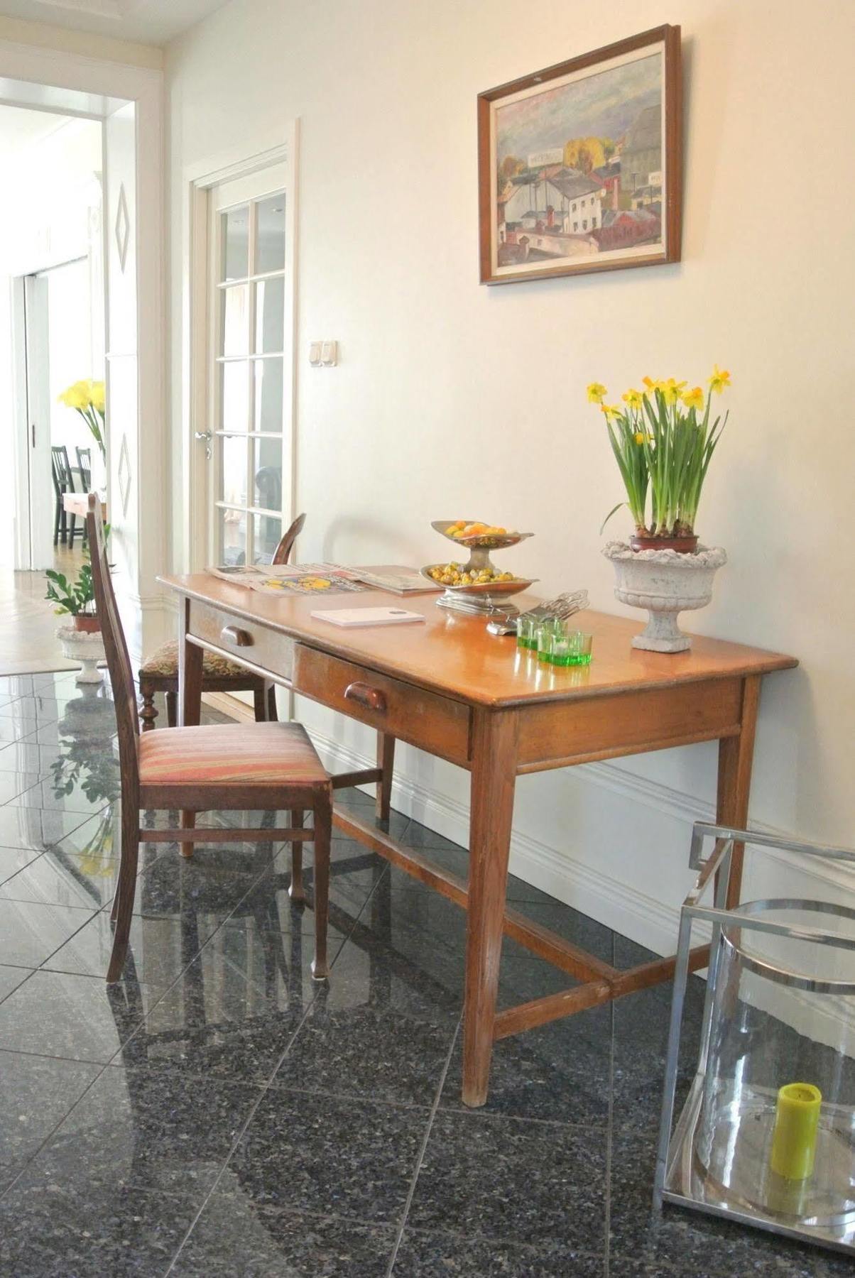 Villa Harriet Fittja エクステリア 写真