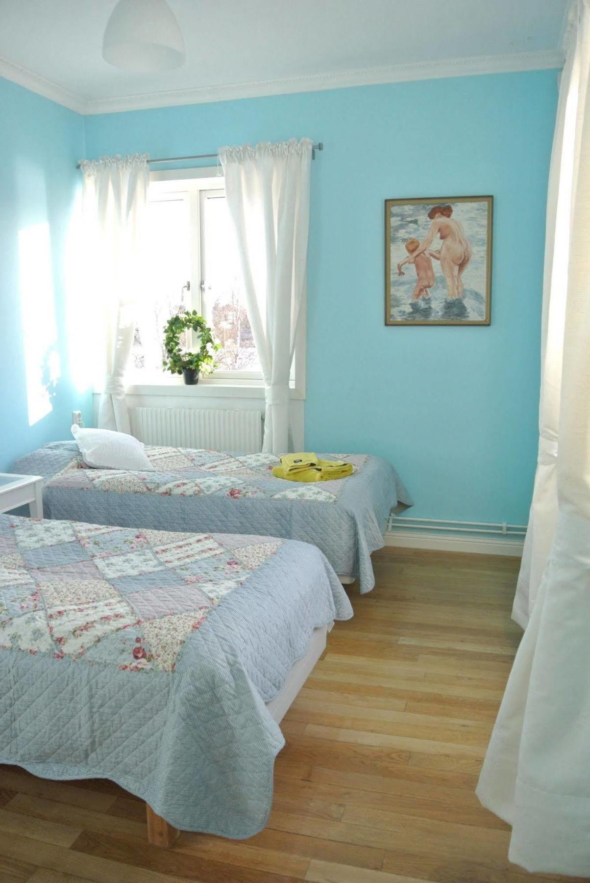 Villa Harriet Fittja エクステリア 写真
